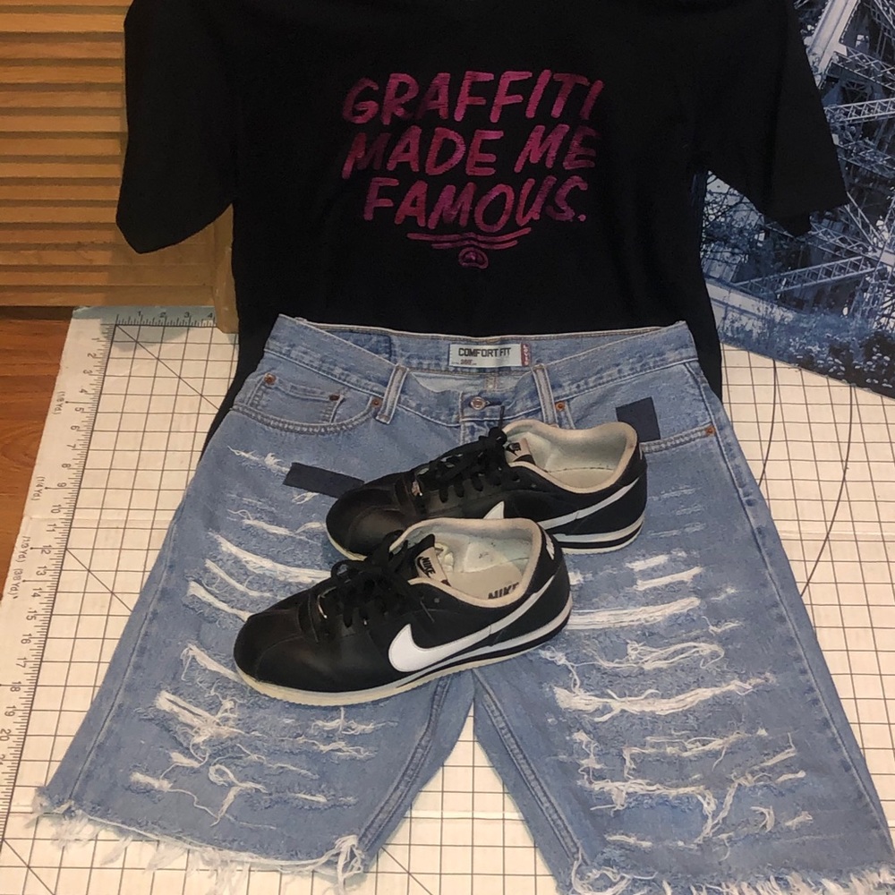 Graffiti Bridge Men’s Distressed Denim Shorts